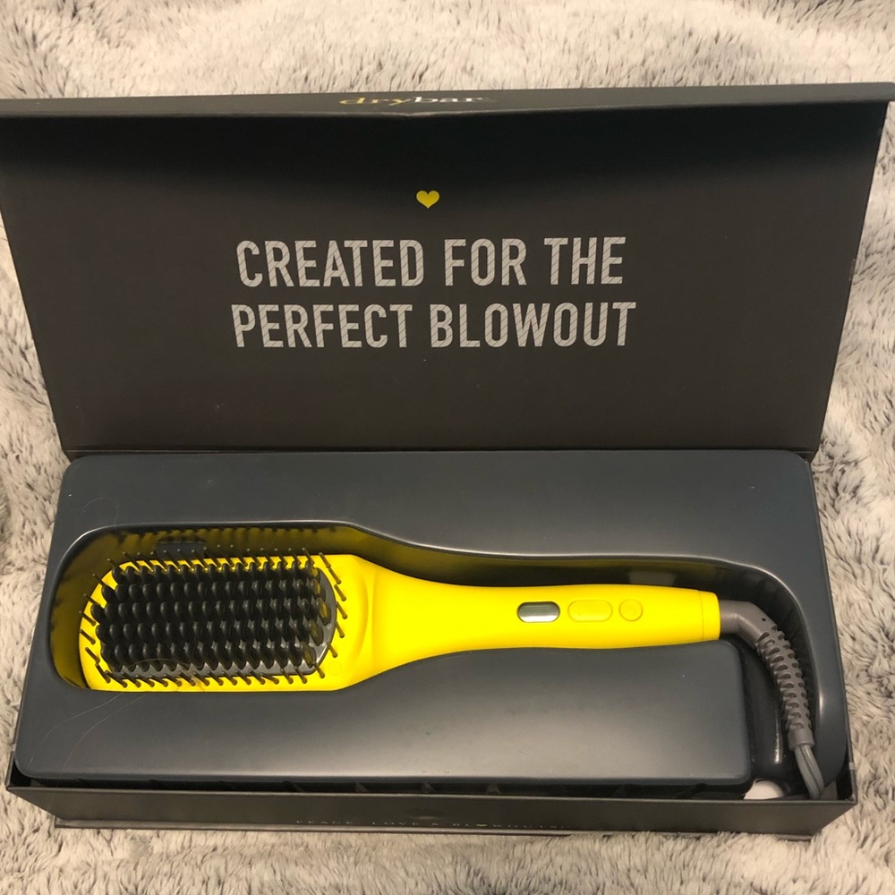 DryBar Brush Crush. NWT Never used